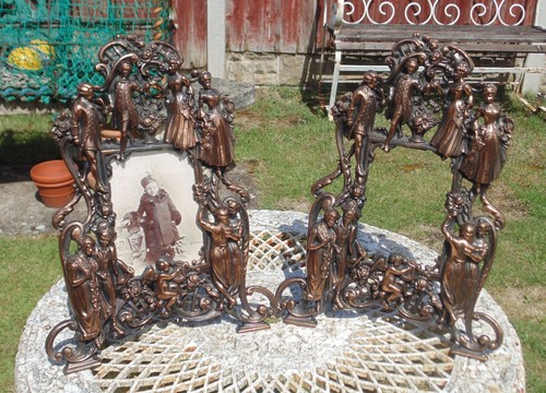 Old pair cast iron - ,
